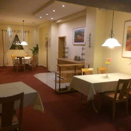 Zum Schnackel In Mainz Отель