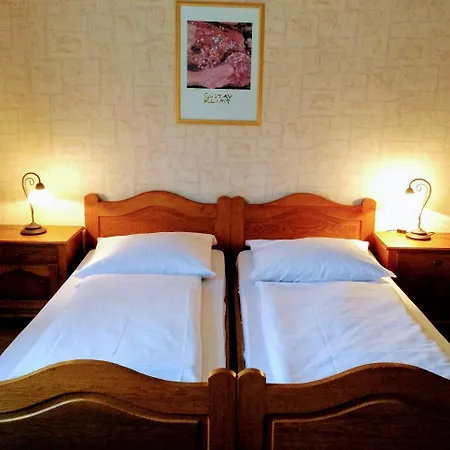 מלון Zum Schnackel In 3*