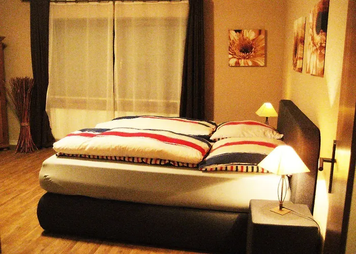 ホテル Zum Schnackel In 3*